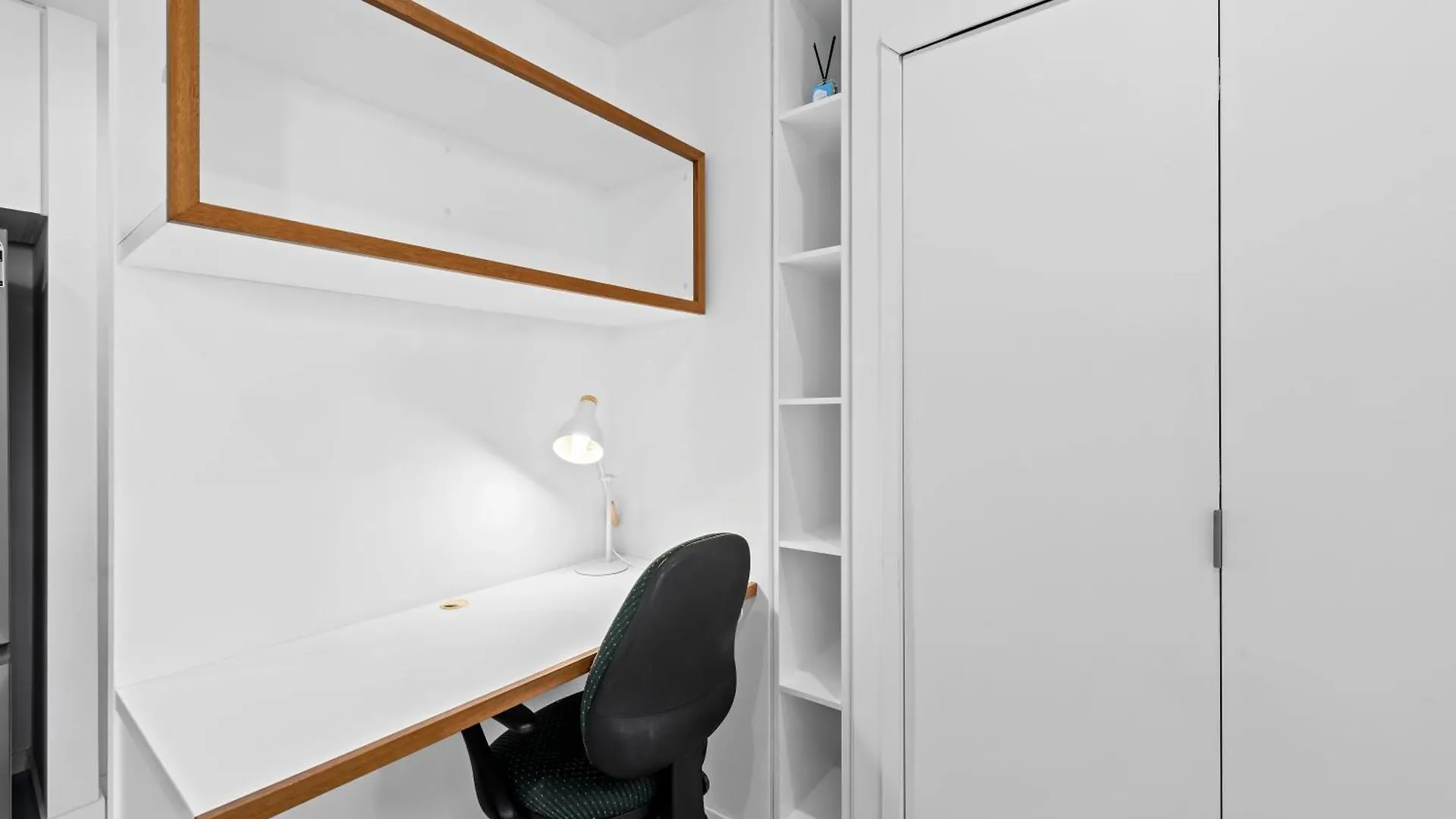 Bright & Spacious Apt With Pool, Parking & Wi-Fi Brisbane Austrálie